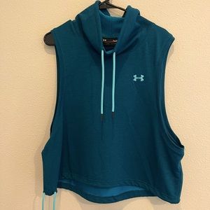 Under Armour Sleeveless Crop Top